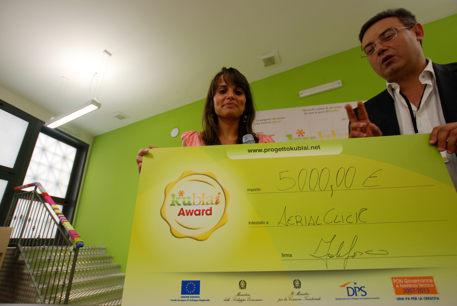 Il momento della premiazione del progetto AerialClick
